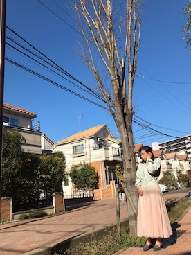 「アイテム（パンプス、グレー系）」を使った、ayanaさん（レディース・153cm）の春コーディネート