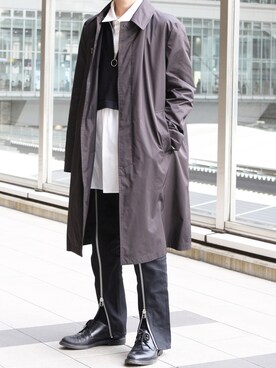 JOHN LAWRENCE SULLIVANのステンカラーコートを使った人気ファッション