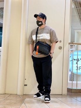 「AVIREX（アヴィレックス）のアイテム（サンダル）」を使った、kikuさん（メンズ・160cm）の春コーディネート