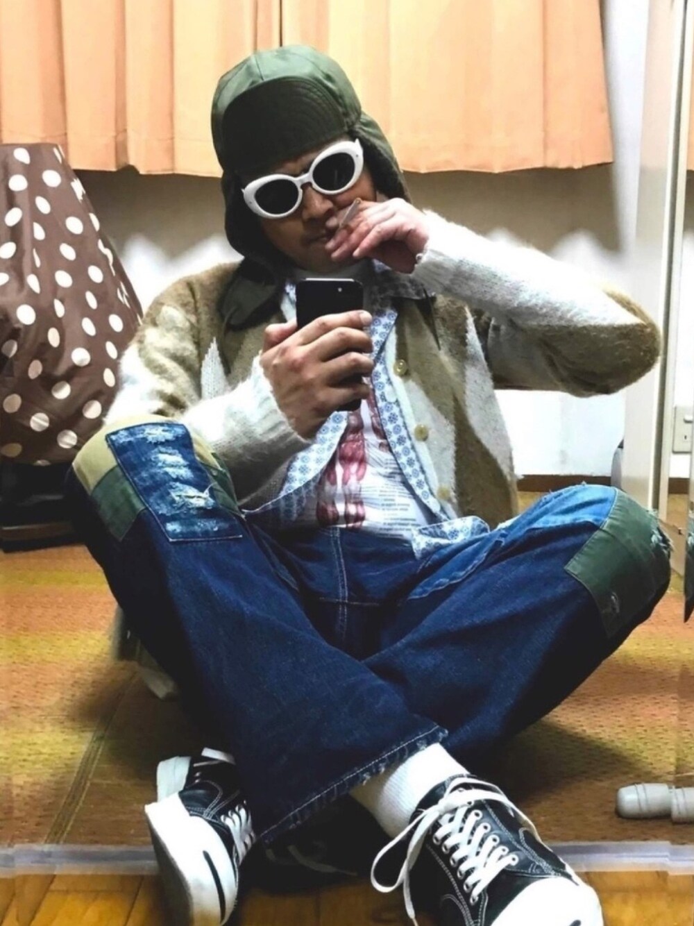 「カートコバーン、座りタバポ🚬😎‼️、好きな服を好きなように着る🐷💕、双極性障害、ダイエット本格始動💦、トレーニングに夢中😱、メルカリ大量出品中‼️」｜「🔸参考カート😎‼️の🔸ダイヤ柄アーガイルカーディガンスタイル😎✨（その他、その他）」を使った、おたっし🐷さん（メンズ・174cm）の春コーディネートの1枚目の写真