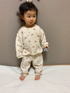 「apres les cours（アプレレクール）のアイテム（ルームウェア）」を使った、Reiちゃん🩷さん（キッズ・80cm）の冬コーディネート