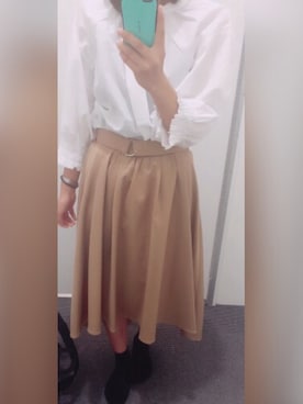 「GARDEN（ガーデン）のアイテム（スカート、ブラウン系）」を使った、Sarryさん（レディース・160cm）の秋コーディネート