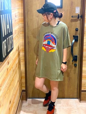 「JELLY BEANS（ジェリービーンズ）のアイテム（パンツ）」を使った、kaori さん（レディース・167cm）の秋コーディネート