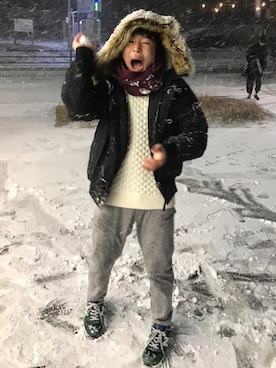 「TOMMY HILFIGER（トミーヒルフィガー）のアイテム（マフラー）」を使った、きしけんさん（メンズ・165cm）の冬コーディネート