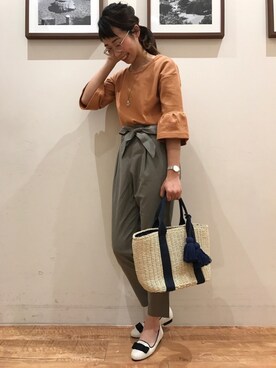 「ペーパーバッグ」｜「アイテム（その他）」を使った、Ayumiさん（レディース・168cm）の春コーディネート