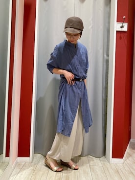 「サテンパンツ」｜「アイテム（キャスケット）」を使った、Ayumiさん（レディース・168cm）の春コーディネート