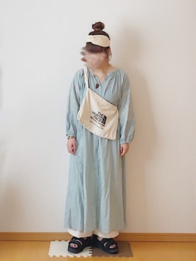 「earth music&ecology（アースミュージックアンドエコロジー）のエンブロイダリー刺繍ワンピース ＊（ワンピース）」を使った、@yaさん（レディース・150cm）の夏コーディネート