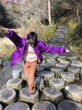 「スリット」｜「アイテム（ナイロンジャケット）」を使った、hingeさん（レディース・161cm）の冬コーディネート