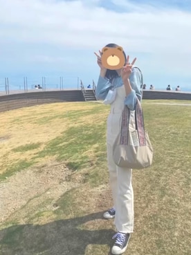 「白デニム」｜「アイテム（サロペット/オーバーオール）」を使った、𝚔𝚊𝚘さん（レディース・168cm）の春コーディネート