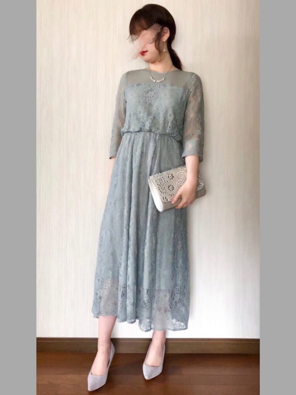 「ワンピース、レースワンピース、結婚式、結婚式二次会スタイル、お呼ばれスタイル、パンプス、ポインテッドトゥ」｜「A part byのOCレースキリカエフレアワンピース　801903（ドレス、グリーン系）」を使った、Satoさん（レディース・164cm）の春コーディネートの1枚目の写真