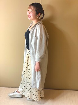 「アイテム（スニーカー）」を使った、ちゃーきさん（レディース・162cm）の春コーディネート