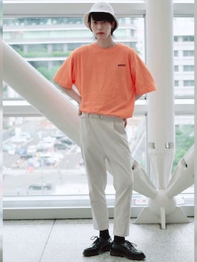 「NERDY（ノルディ）のアイテム（トップス）」を使った、Fumyさん（メンズ・174cm）の秋コーディネート