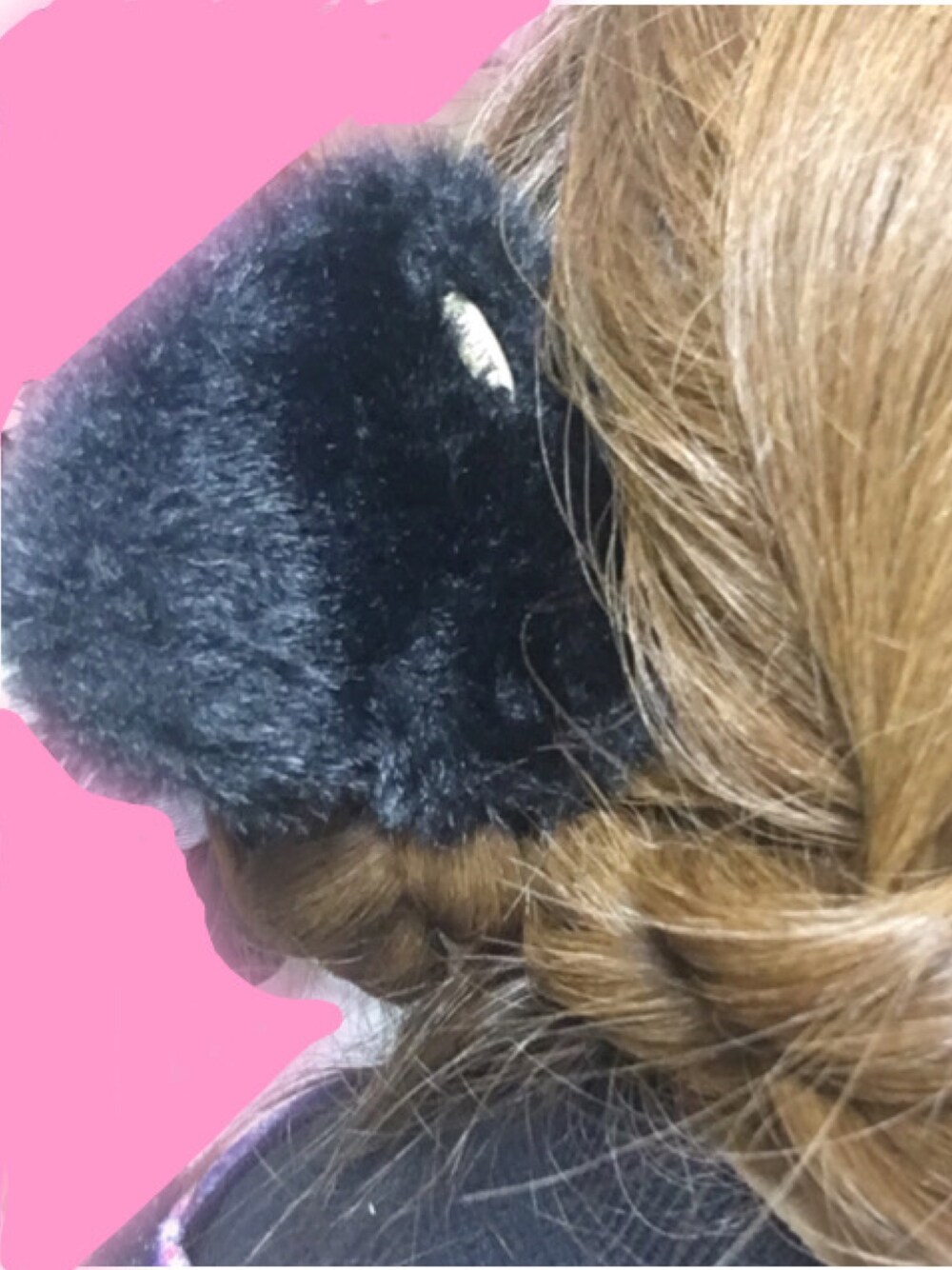 「ヘアアレンジ、ヘアースタイル、ヘアクリップ、ブラック、ファー小物」｜「EATMEのフワフワヘアクリップ（バレッタ/ヘアクリップ、ブラック系）」を使った、ゆんさん（レディース・160cm）の冬コーディネートの1枚目の写真