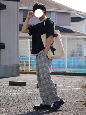 Loft のトートバッグを使ったメンズ人気ファッションコーディネート Wear