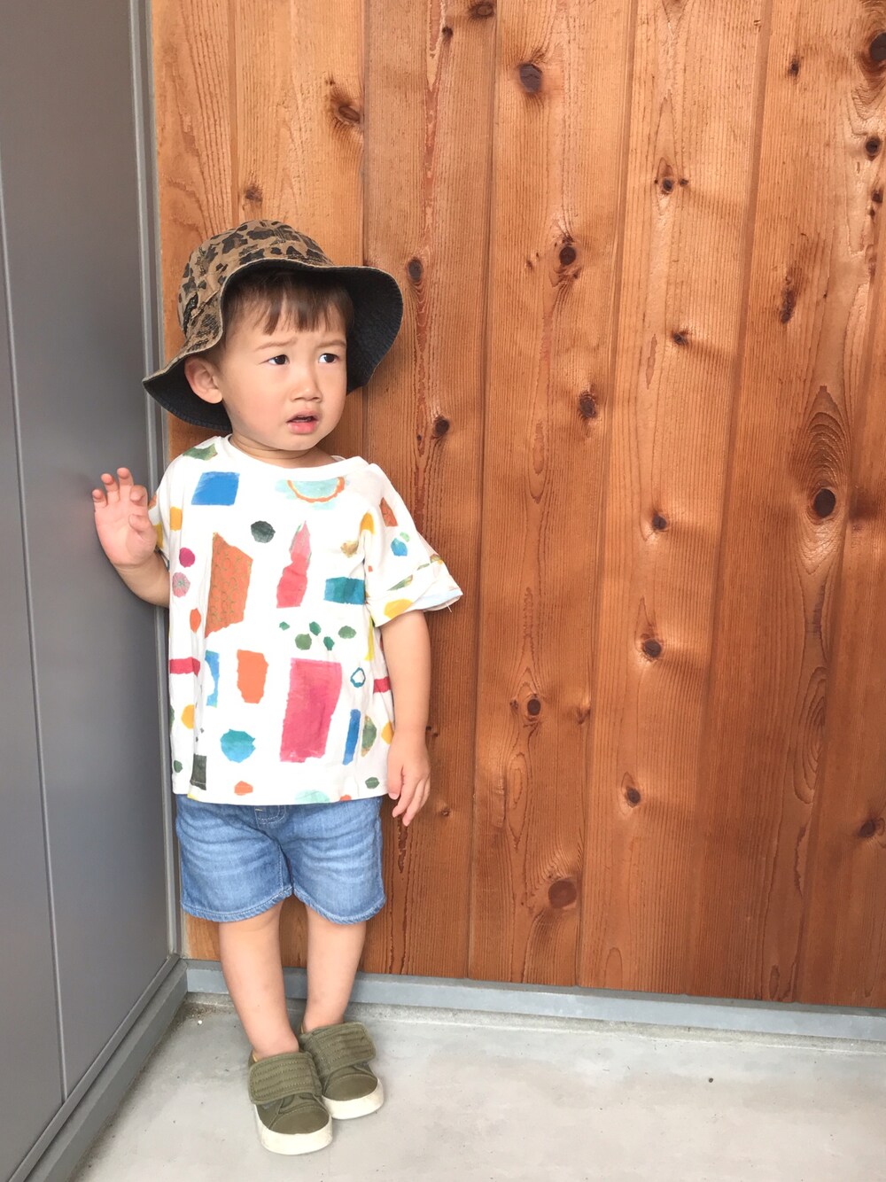 「夏だ！Tシャツ着よう！、柄×柄、男の子、2歳、レオパード」｜「MARKEY'Sのアイテム（Tシャツ/カットソー、ホワイト系）」を使った、H☺︎Kさん（キッズ・90cm）の夏コーディネートの1枚目の写真