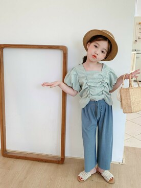 「wuのアイテム（シャツ/ブラウス、ブルー系）」を使った、yanyanさん（レディース）の春コーディネート
