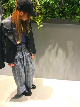 「COLONY 2139（コロニートゥーワンスリーナイン）のアイテム（ライダースジャケット）」を使った、inaさん（レディース・161cm）の冬コーディネート