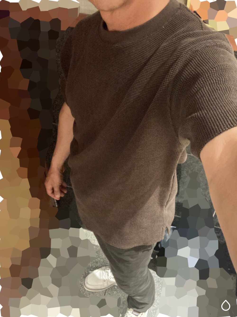 「シンプル、ラフ、通勤コーデ、ブラウンコーデ」｜「GUのアイテム（パンツ、グリーン系）」を使った、Rossoさん（メンズ・165cm）の夏コーディネートの1枚目の写真