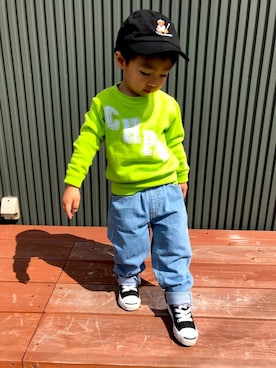 「ジャックパーセル」｜「アイテム（スウェット）」を使った、Togoさん（キッズ・90cm）の春コーディネート