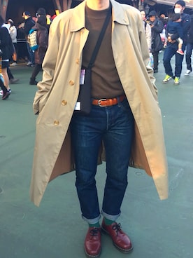 「リーバイス」｜「アイテム（ステンカラーコート）」を使った、H2CO3さん（メンズ・170cm）の冬コーディネート