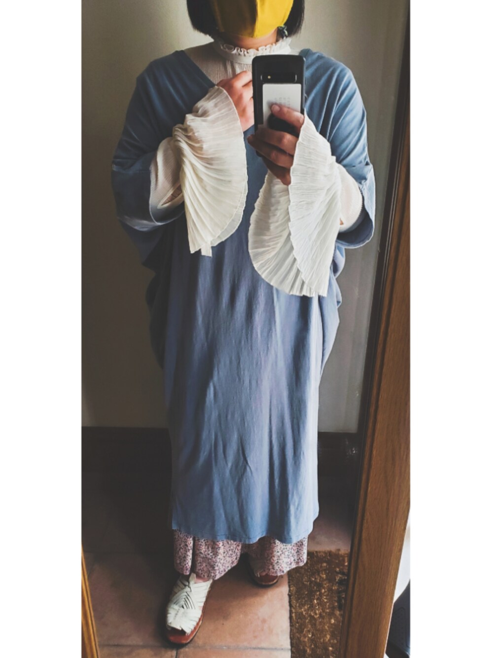 「春コーデ、Tシャツワンピ、フリルブラウス、サンダル」｜「古着 JOURNAL STANDARDのアイテム（スカート、ピンク系）」を使った、ada1985mojaさん（レディース・164cm）の春コーディネートの1枚目の写真