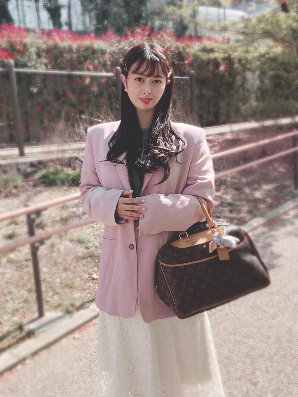 「ロングヘア、ZARA、GU、ジャケット、ピンク、LUIVITON、バッグ、かわいい、春、きれいめカジュアル」｜「ZARAのアイテム（ノーカラージャケット、ピンク系）」を使った、sakurakorin03さん（レディース・157cm）の春コーディネートの1枚目の写真