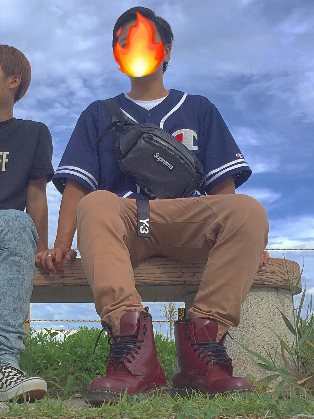 「ストリート、street、ベースボールシャツ、Champion、チャンピオン、supreme、シュプリーム、ドクターマーチン、Dr.Martens、Y-3」｜「RED KAPの【RED KAP】2PAC T（Tシャツ/カットソー、ホワイト系）」を使った、おまめくんさん（メンズ・168cm）の夏コーディネートの1枚目の写真
