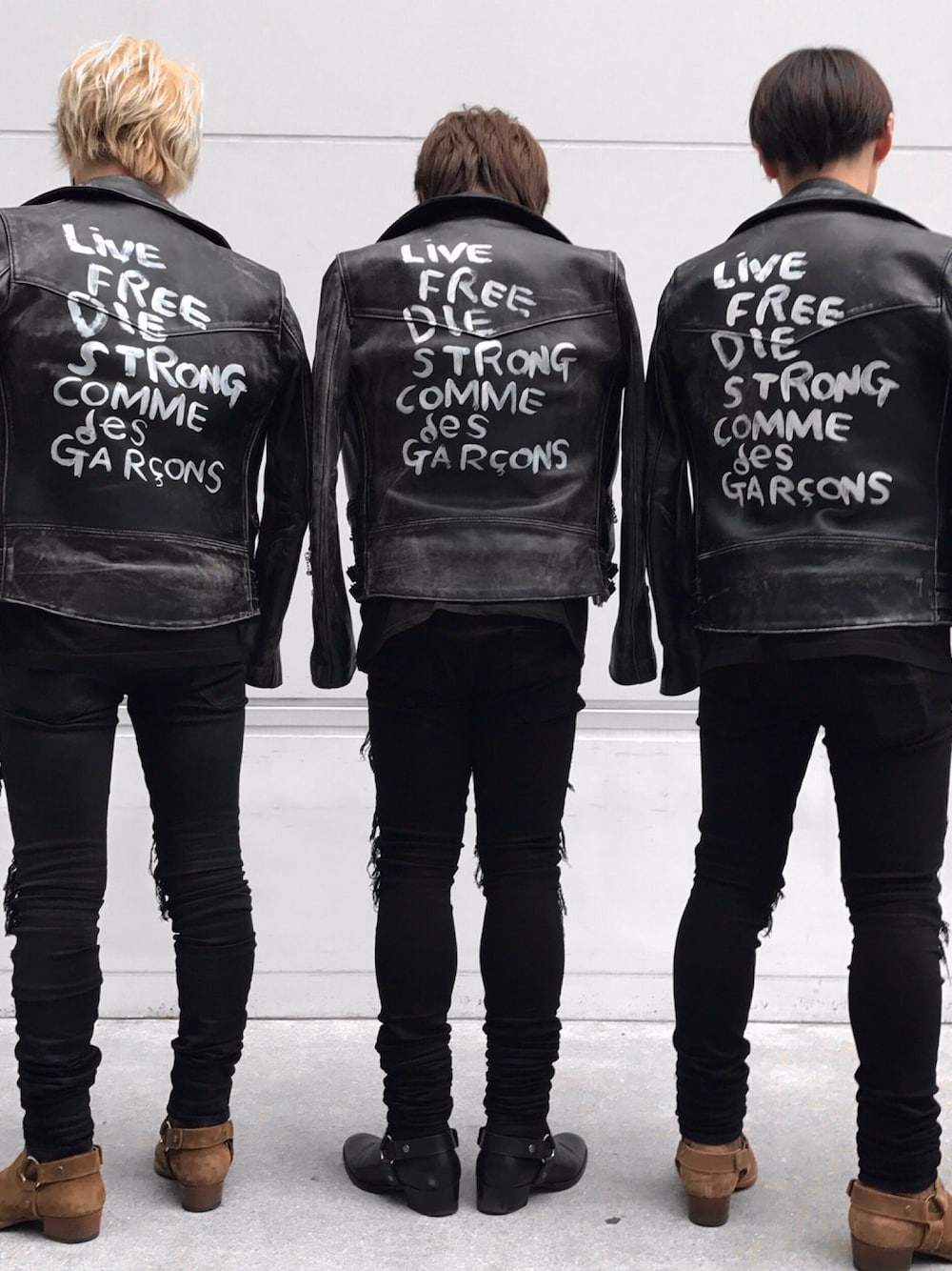 「COMME des GARCONS、lewis leathsers、AMIRI、Saint Laurent、リングブーツ、ギャルソンルイス、影分身、最高」｜「COMME des GARCONSのアイテム（ライダースジャケット、ブラック系）」を使った、yu-sukeさん（メンズ・167cm）の春コーディネートの1枚目の写真