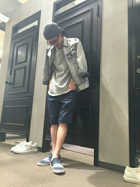 「アイテム（スリッポン、ブルー系）」を使った、fumiさん（メンズ・169cm）の春コーディネート