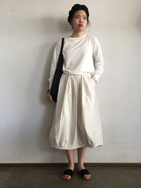 「OMNIGOD（オムニゴッド）のアイテム（スウェット）」を使った、OMNIGOD代官山さん（レディース・168cm）の春コーディネート