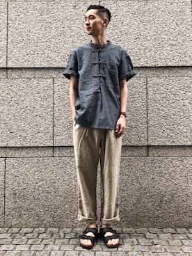 「OMNIGOD（オムニゴッド）のアイテム（パンツ）」を使った、OMNIGOD代官山さん（メンズ・180cm）の春コーディネート