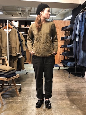 「OMNIGOD（オムニゴッド）のアイテム（パンツ）」を使った、OMNIGOD代官山さん（レディース・168cm）の秋コーディネート