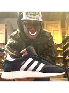「kith」｜「アイテム（ミリタリージャケット）」を使った、sneaker4031さん（メンズ・178cm）の春コーディネート
