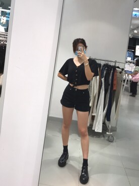「PULL&BEAR（プルアンドベア）のアイテム（シューズ）」を使った、亂搭才時尚さん（レディース・159cm）の秋コーディネート
