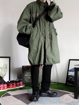 「日系极简」｜「アイテム（スラックス）」を使った、寄未さん（メンズ・173cm）の秋コーディネート