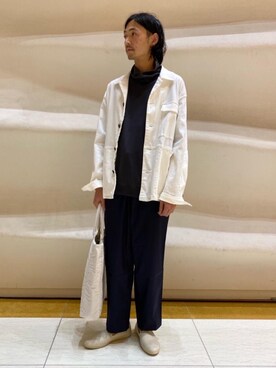 「Tシャツ/カットソー」｜「アイテム（その他アウター）」を使った、おおかわひろのぶさん（メンズ・173cm）の春コーディネート