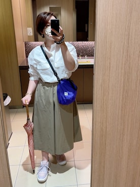 「FORMEのアイテム（トップス）」を使った、ayukuraさん（レディース・156cm）の春コーディネート