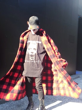 「VETEMENTS（ヴェトモン）のアイテム（Tシャツ/カットソー、ブラック系）」を使った、J.shizukiさん（メンズ・165cm）の冬コーディネート