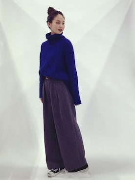 「URBAN RESEARCH（アーバンリサーチ）のUR ヘリンボーンベルト付タックワイドパンツ（その他パンツ）」を使った、秦麻里子さん（レディース・170cm）の冬コーディネート