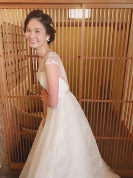 「洋装のアイテム（ドレス、ホワイト系）」を使った、秦麻里子さん（レディース・170cm）の秋コーディネート