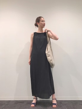 秦麻里子さん（レディース・170cm）の夏コーディネート