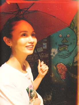 秦麻里子さん(レディース・170cm)の秋コーディネート