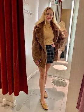 「H&M（エイチ・アンド・エム）のアイテム（ダッフルコート）」を使った、Karen Yamadaさん（レディース・170cm）の春コーディネート