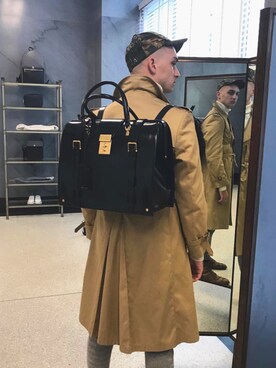 「アイテム（バッグ）」を使った、BamBron氏さん（メンズ・184cm・10代）の秋コーディネート