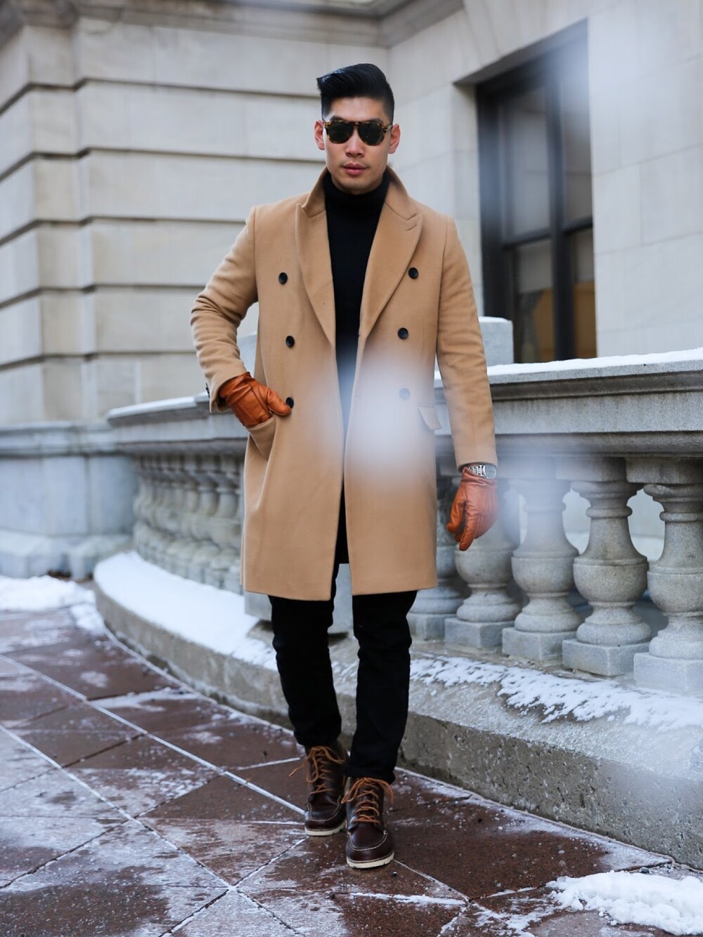 「men、menswear、MENS、men's fashion、winter、snow、winter at York、ootd、outfit、casual」｜「CLUB MONACOのアイテム（ピーコート、ベージュ系）」を使った、Levitate Styleさん（メンズ・180cm）の春コーディネートの1枚目の写真