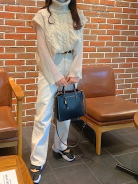 「MARC JACOBS（マークジェイコブス）のアイテム（トートバッグ）」を使った、chiakiさん（レディース・156cm）の春コーディネート