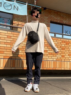 「CIAOPANIC（チャオパニック）のアイテム（ニット/セーター、ホワイト系）」を使った、スケさん＊さん（メンズ・172cm）の秋コーディネート
