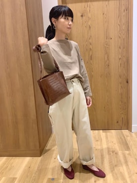 「SMITH'S（スミス）のアイテム（パンツ）」を使った、coen かねもとさん（レディース・157cm）の秋コーディネート