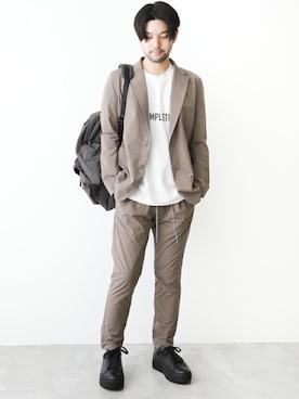 「CRAMSHELL（クラムシェル）のアイテム（バックパック/リュック）」を使った、SHUさん（メンズ・168cm）の春コーディネート