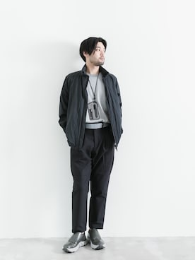 「ATTACHMENT（アタッチメント）のカウハイド カバードスニーカー（スニーカー）」を使った、SHUさん（メンズ・170cm）の秋コーディネート